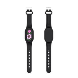 CARTOON Gyermek szilikon szíj a Samsung Galaxy SmartTag 2 készülékhez BLACK FLOWER