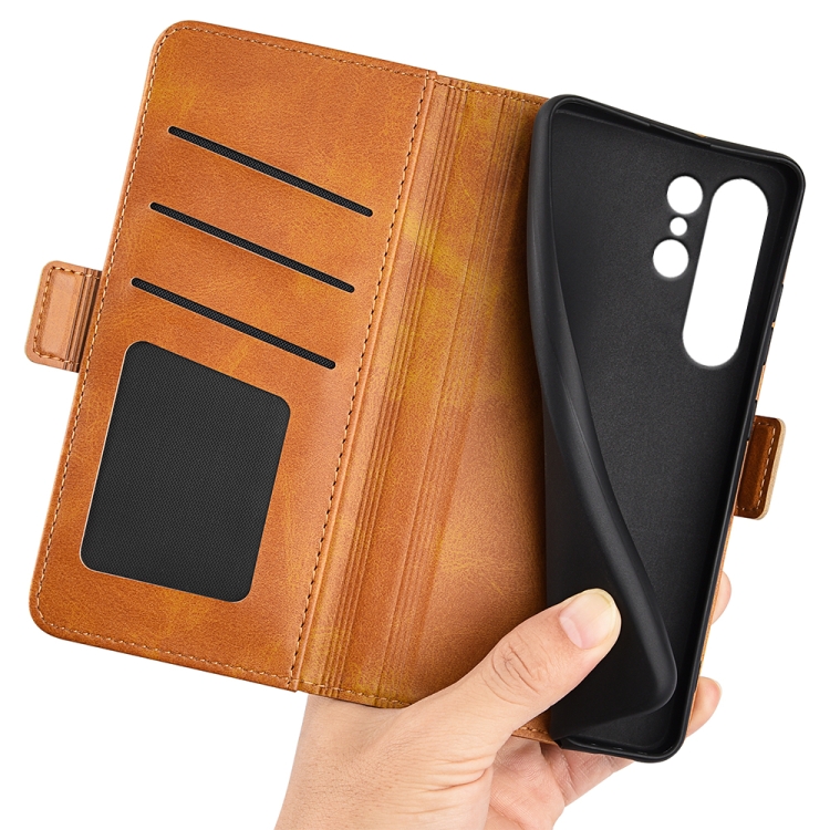 SIDE Wallet tok Samsung Galaxy S24 Ultra 5G telefonhoz világosbarna termék 2. képe