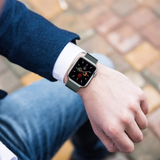 TECH-PROTECT MILANESE heveder Apple Watch Ultra 1 / 2 (49 mm) / 9 / 8 / 7 (45 mm) / 6 / SE / 5 / 4 (44 mm) / 3 / 2 / 1 (42 mm) ezüst termék 2. képe